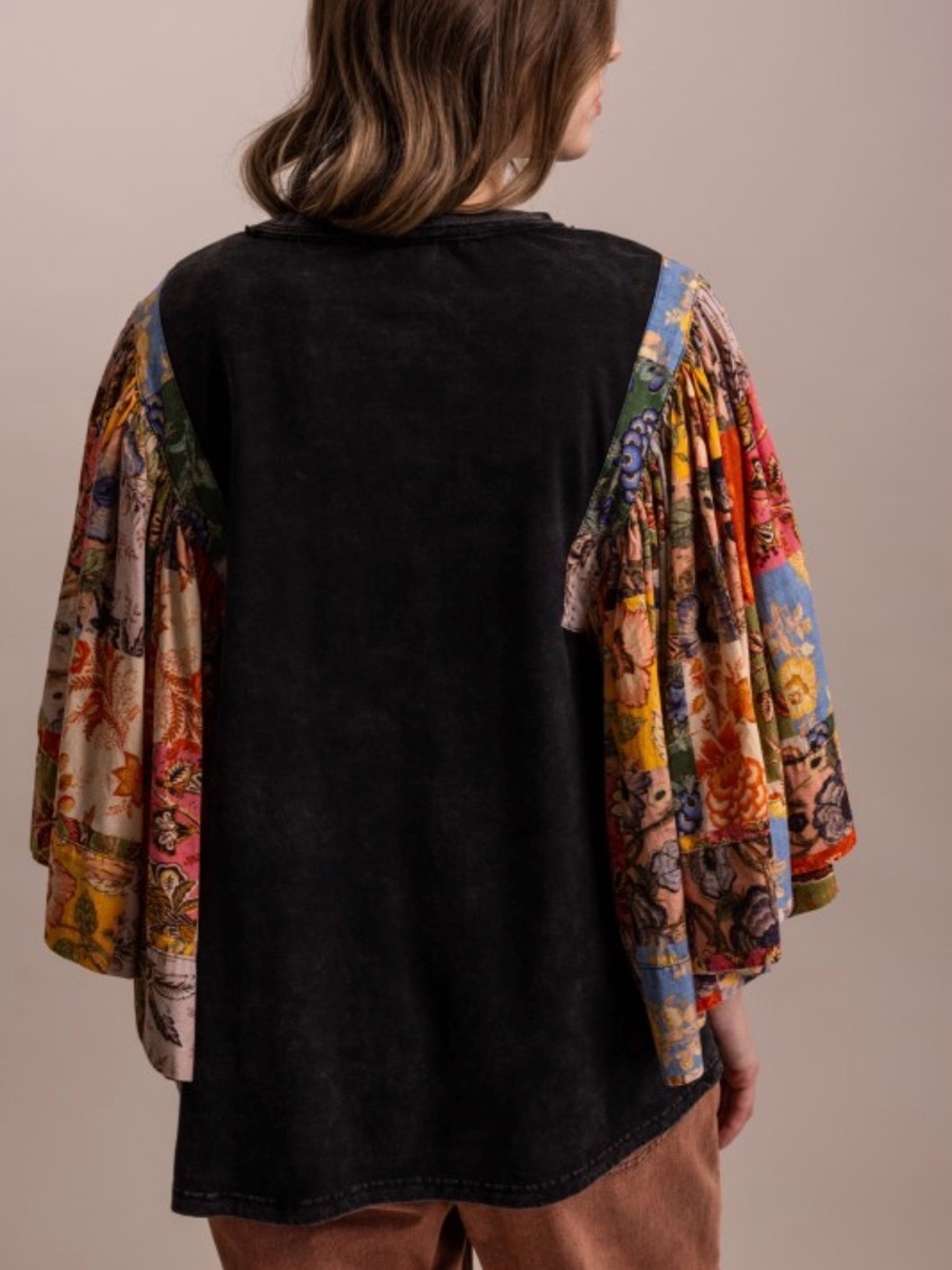 236. Vintage-Inspired Floral Patch Kimono Sleeve Top with Graphic Tee - Picture 3 of 3